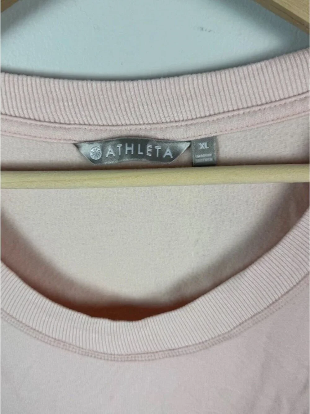 Athleta Cozy Karma Sweatshirt Light Pink Modal Thumbhole 870422 Size XL Women’s